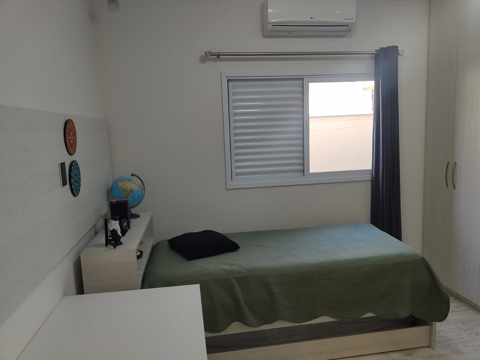 Casa Moderna e Completa com Placa Solar e 5 Ar-Condicionados na Av. Professora Zilah de Aquino - Tatuí 