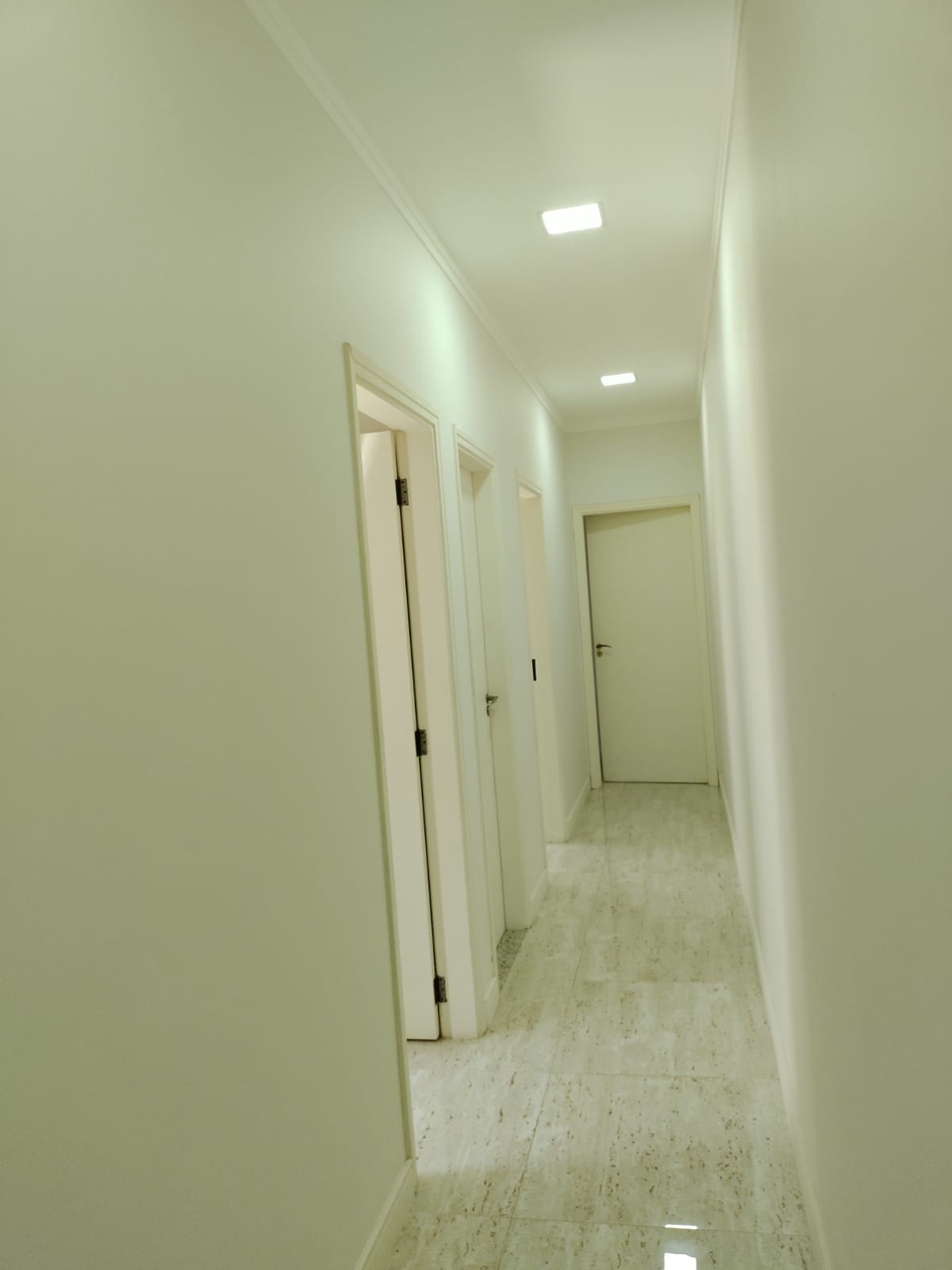 Casa Moderna e Completa com Placa Solar e 5 Ar-Condicionados na Av. Professora Zilah de Aquino - Tatuí 