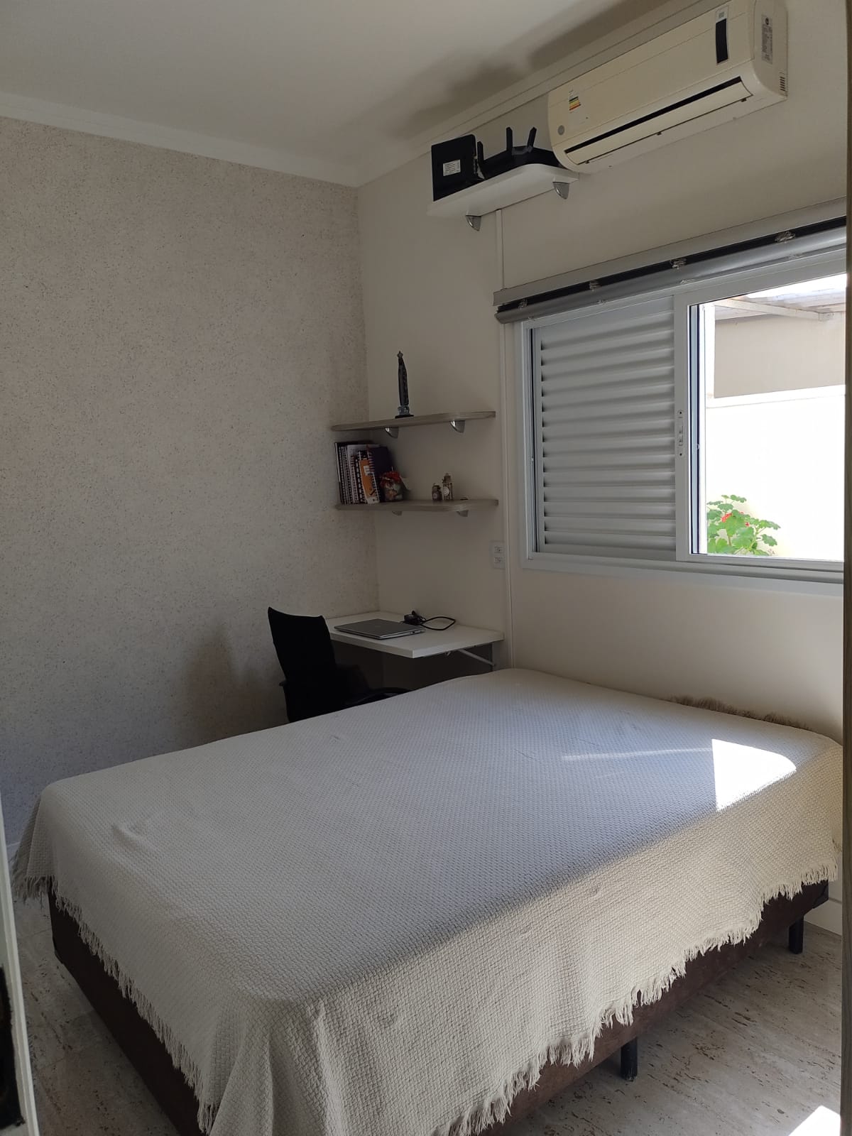 Casa Moderna e Completa com Placa Solar e 5 Ar-Condicionados na Av. Professora Zilah de Aquino - Tatuí 