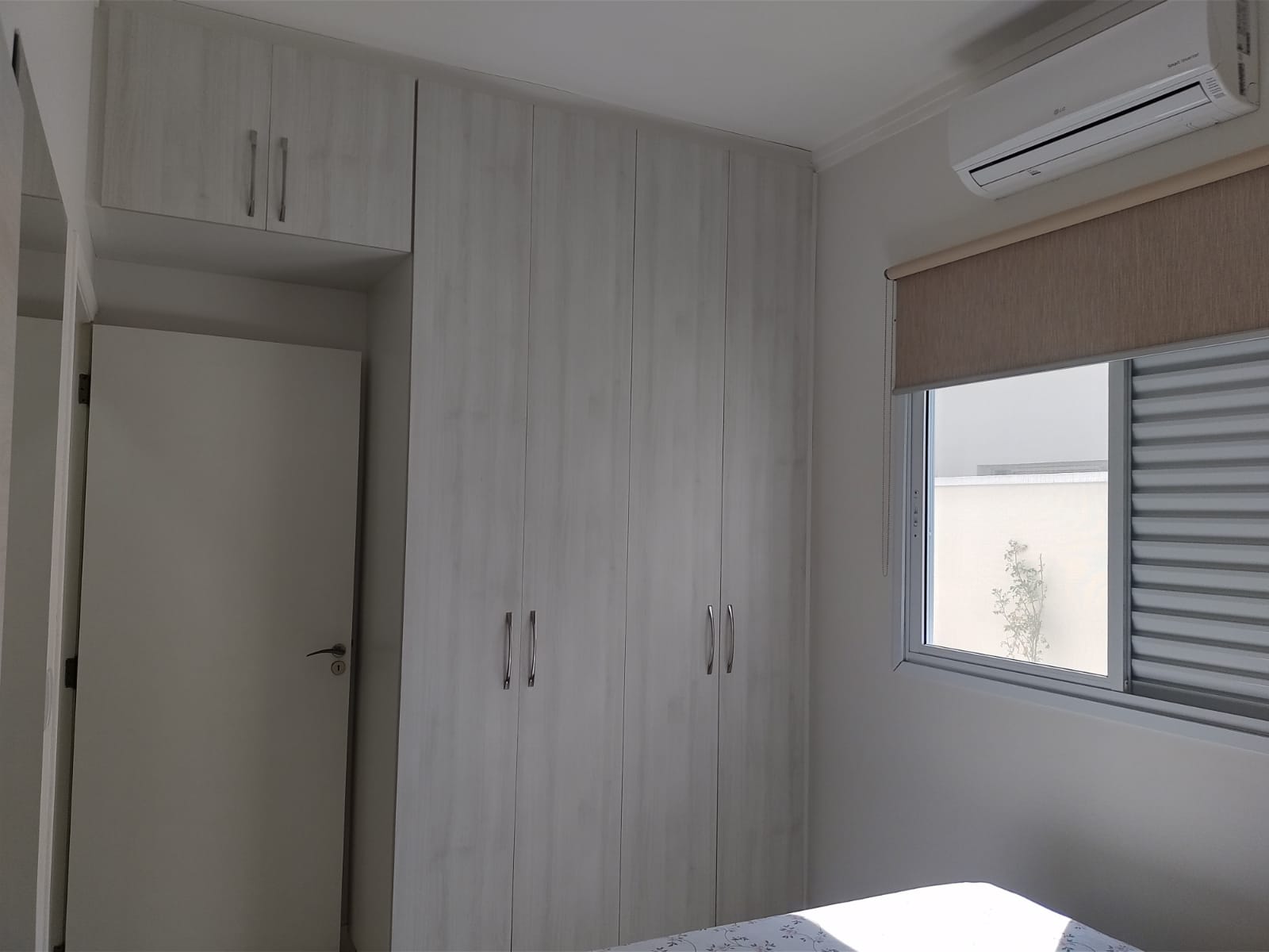 Casa Moderna e Completa com Placa Solar e 5 Ar-Condicionados na Av. Professora Zilah de Aquino - Tatuí 