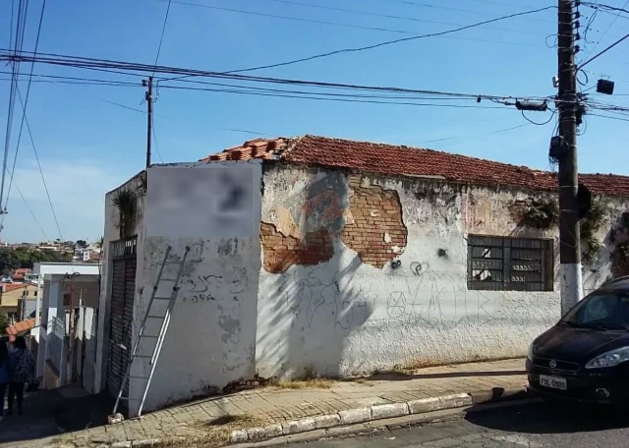 Oportunidade Exclusiva no Coração de Tatuí!  Terreno com Comércio para Reformar