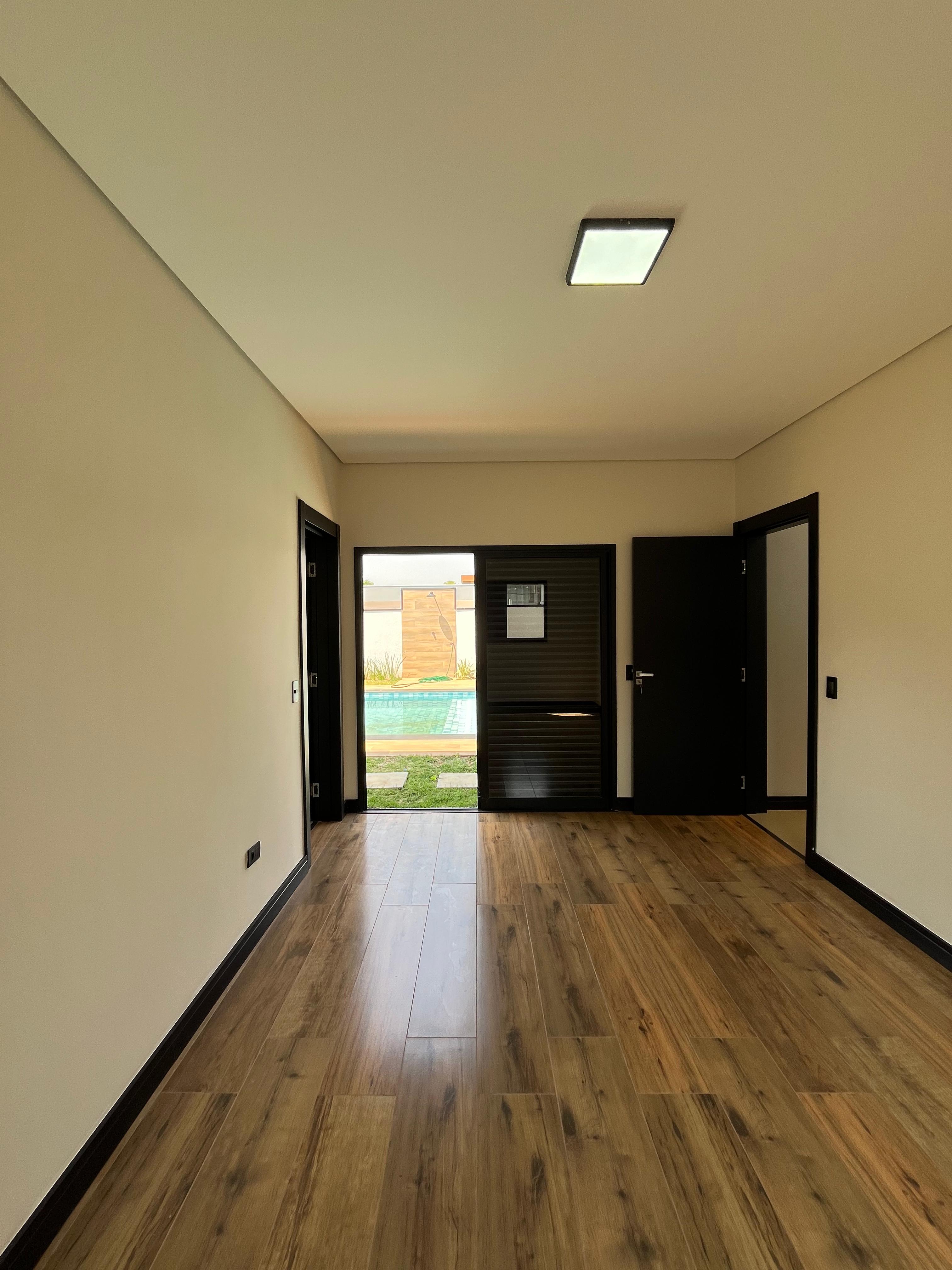 Magnífica Casa no Condomínio Ninho Verde 1 Eco Residence - R$ 990.000