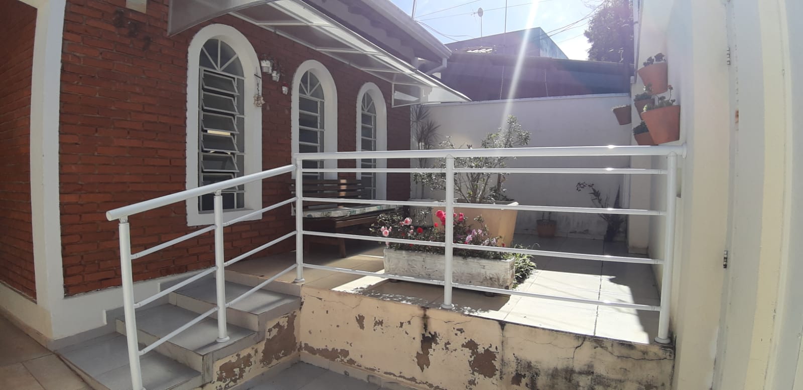 Residência à Venda na Vila Dr. Laurindo Preço: R$ 450.000,00
