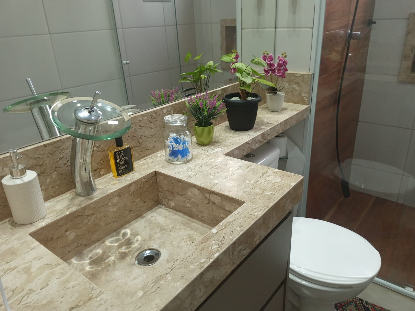 Seu Refúgio no Portal Veredas do Vale: Apartamento Moderno em Nova Tatuí! Preço: R$ 250.000,00