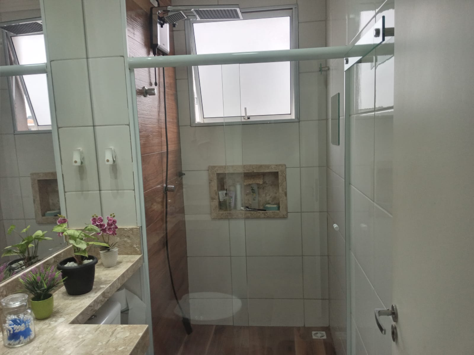 Seu Refúgio no Portal Veredas do Vale: Apartamento Moderno em Nova Tatuí! Preço: R$ 250.000,00