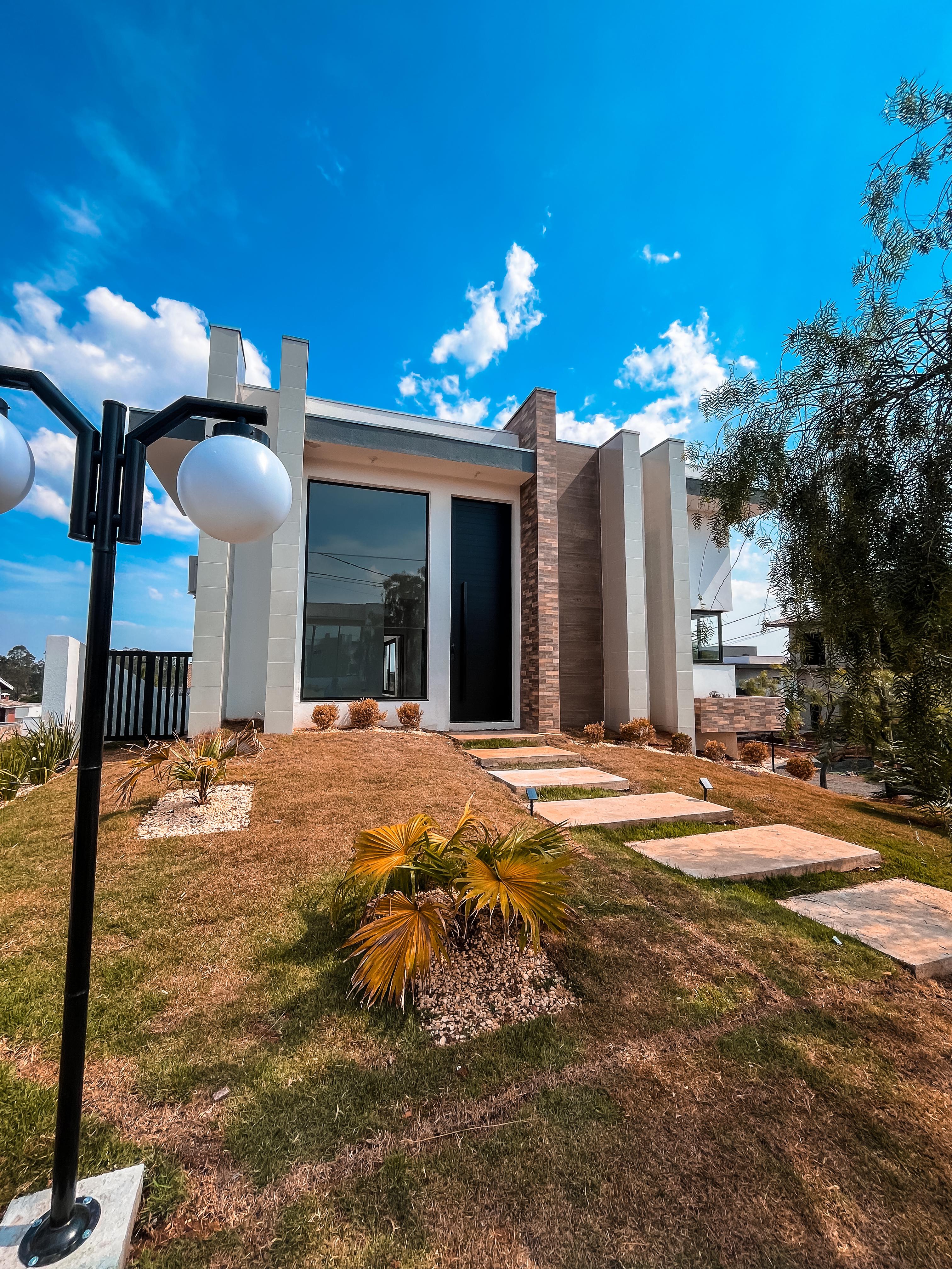 EXCELENTE OPORTUNIDADE: CASA À VENDA NO NINHO VERDE I ECO RESIDENCE! 