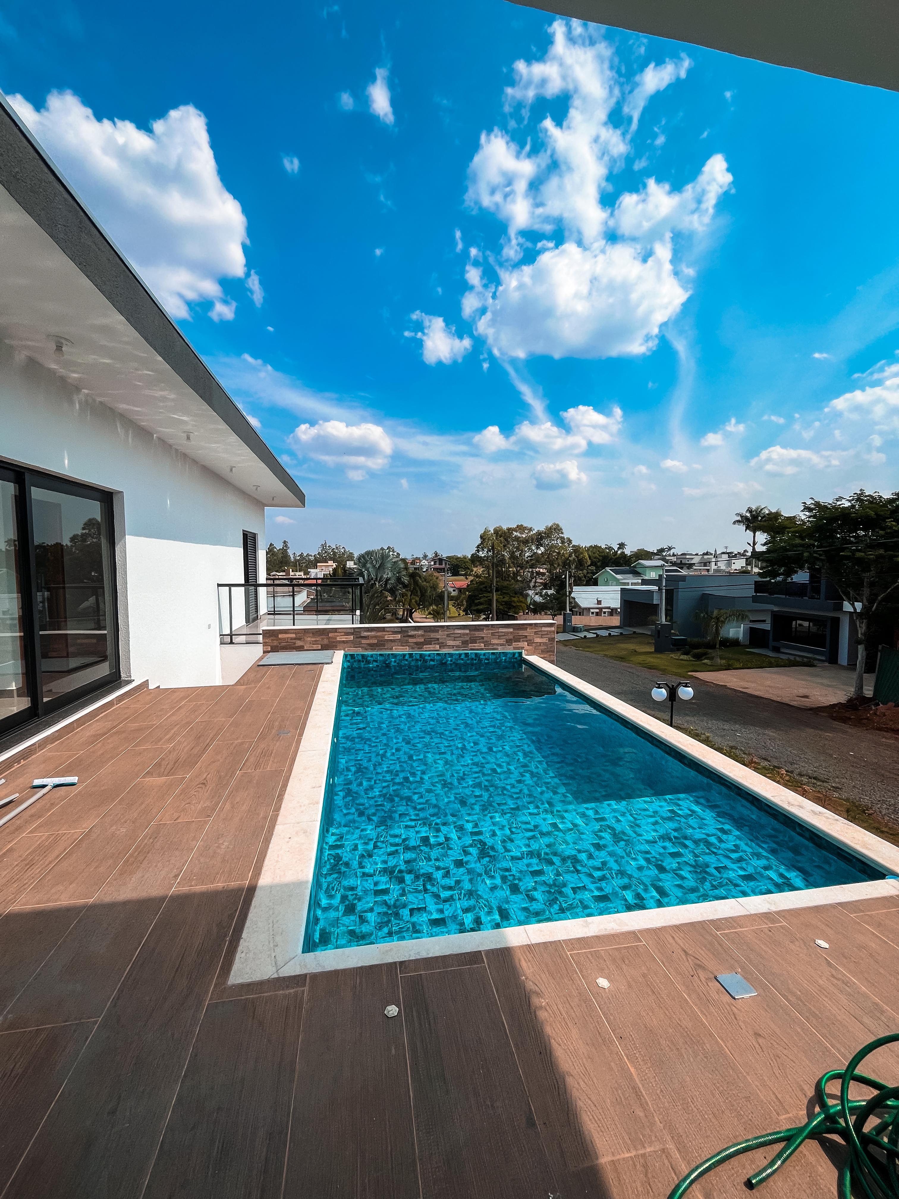 EXCELENTE OPORTUNIDADE: CASA À VENDA NO NINHO VERDE I ECO RESIDENCE! 