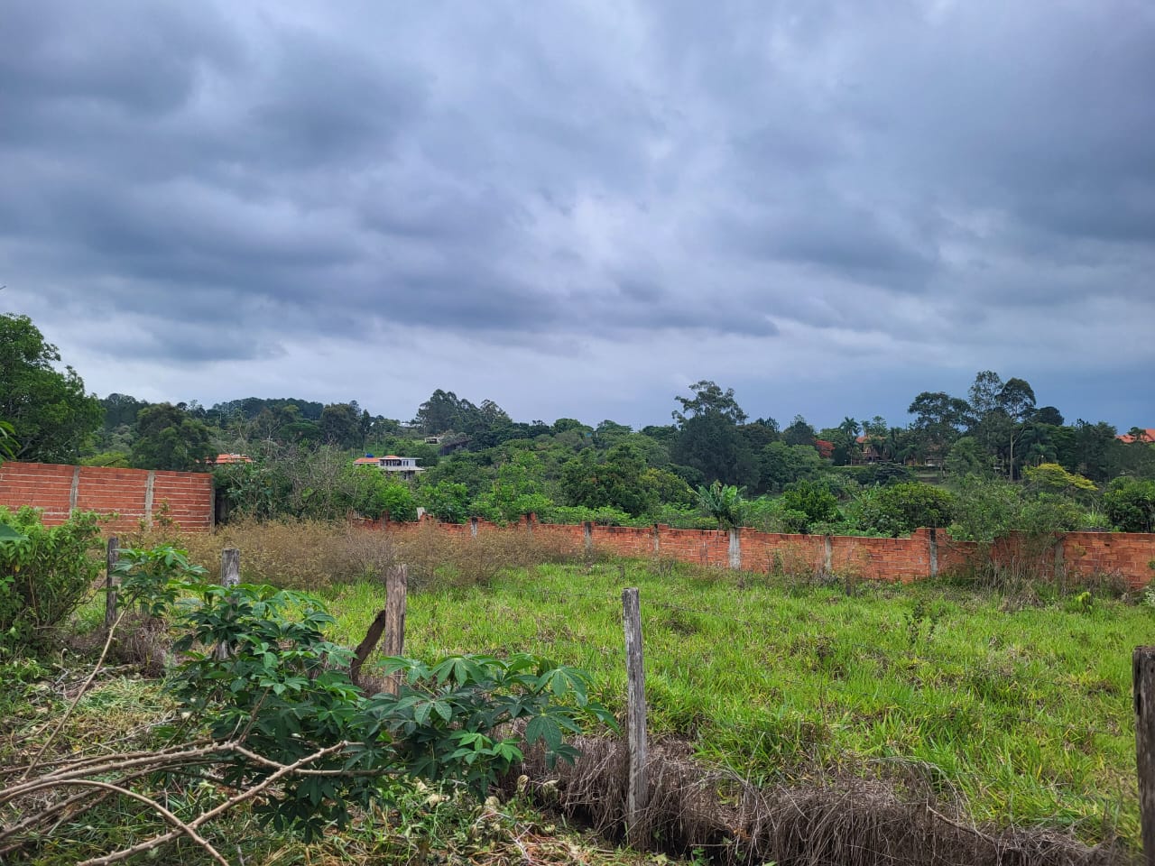 Chácara à Venda em Vista Alegre, Araçoiaba da Serra - Oportunidade Imperdível!
