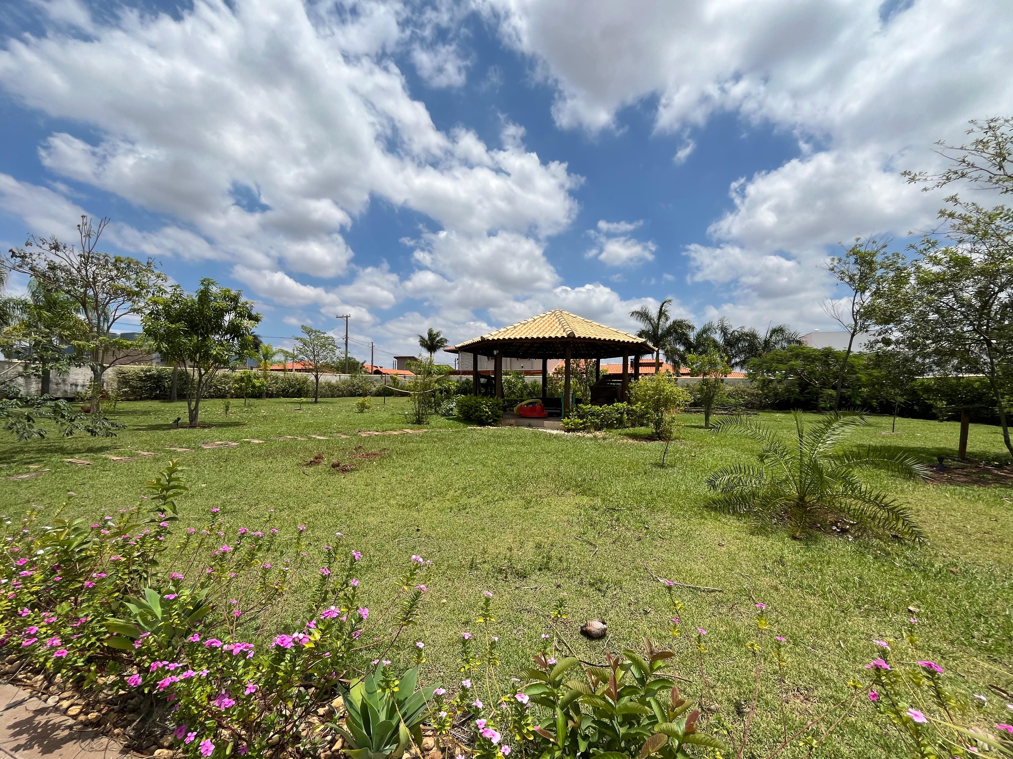 Viva o Sonho em Grande Estilo no Condomínio Ecopark - km 129 da Rodovia Castello Branco