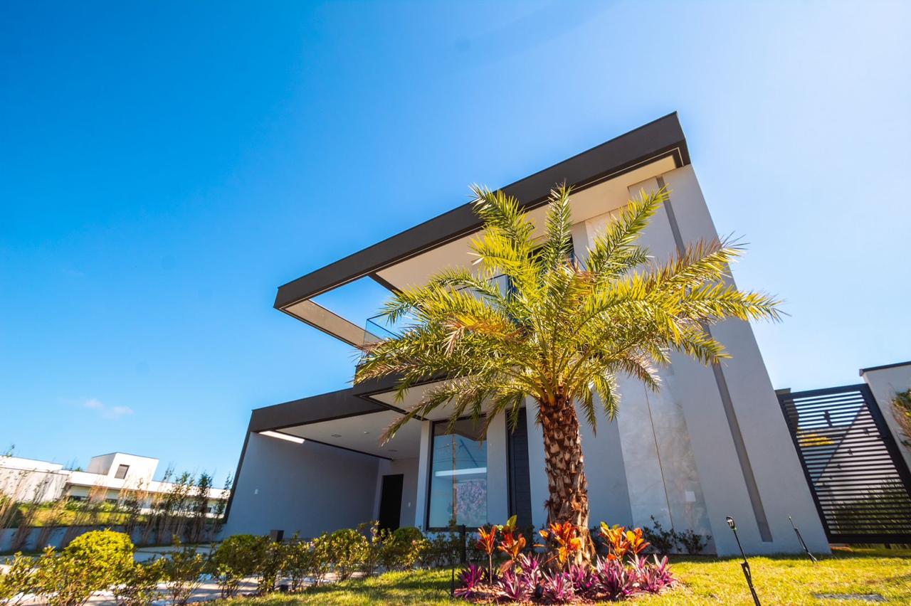 Viva com Estilo e Conforto no Condomínio Ninho Verde II Eco Residence – Pardinho! 