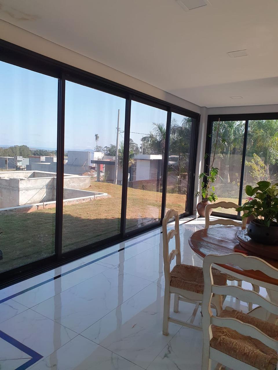  Luxo, Conforto e Sofisticação no Ninho Verde I – Porangaba/SP