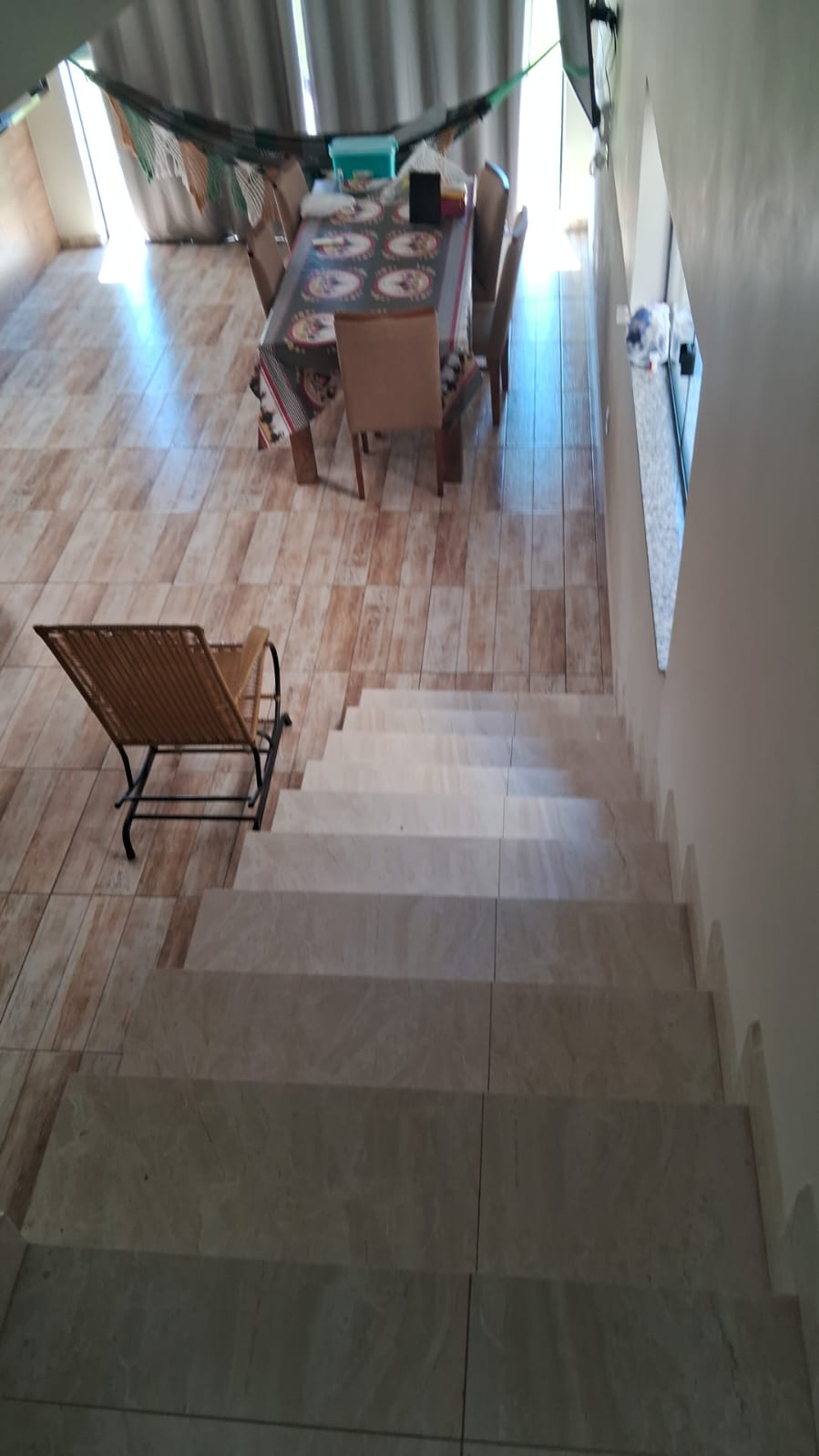 Sobrado à Venda: Conforto e Espaço no Bairro Colina Verde!