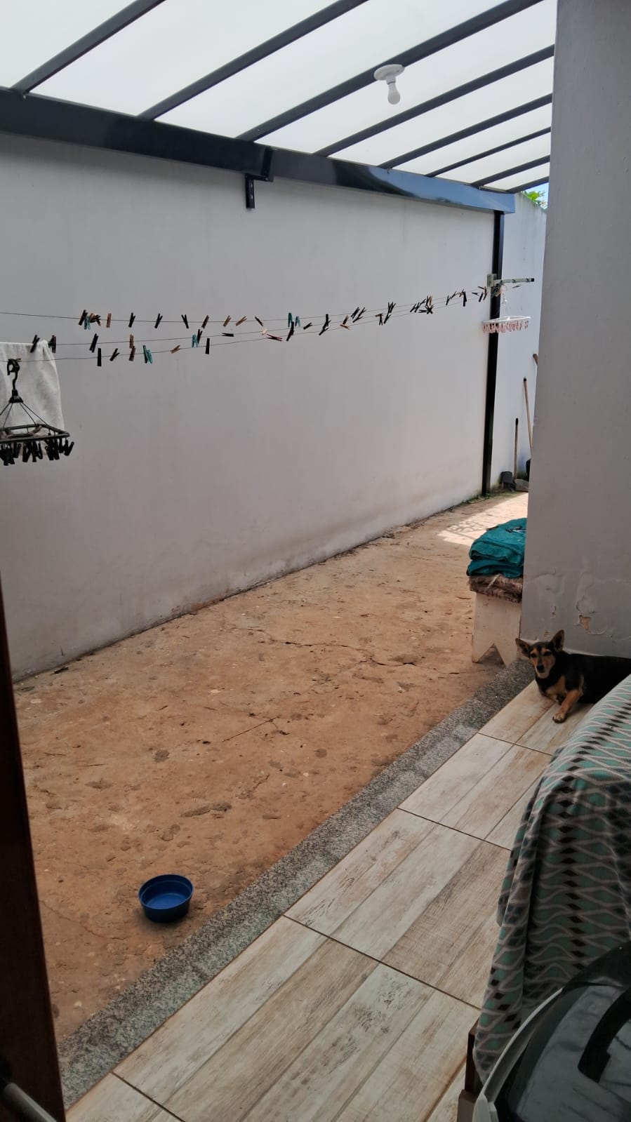 Sobrado à Venda: Conforto e Espaço no Bairro Colina Verde!