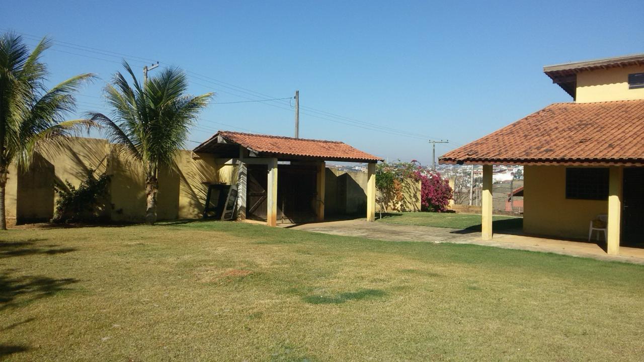 Chácara Exclusiva no Jardim Bela Vista – Conforto, Lazer e Natureza!