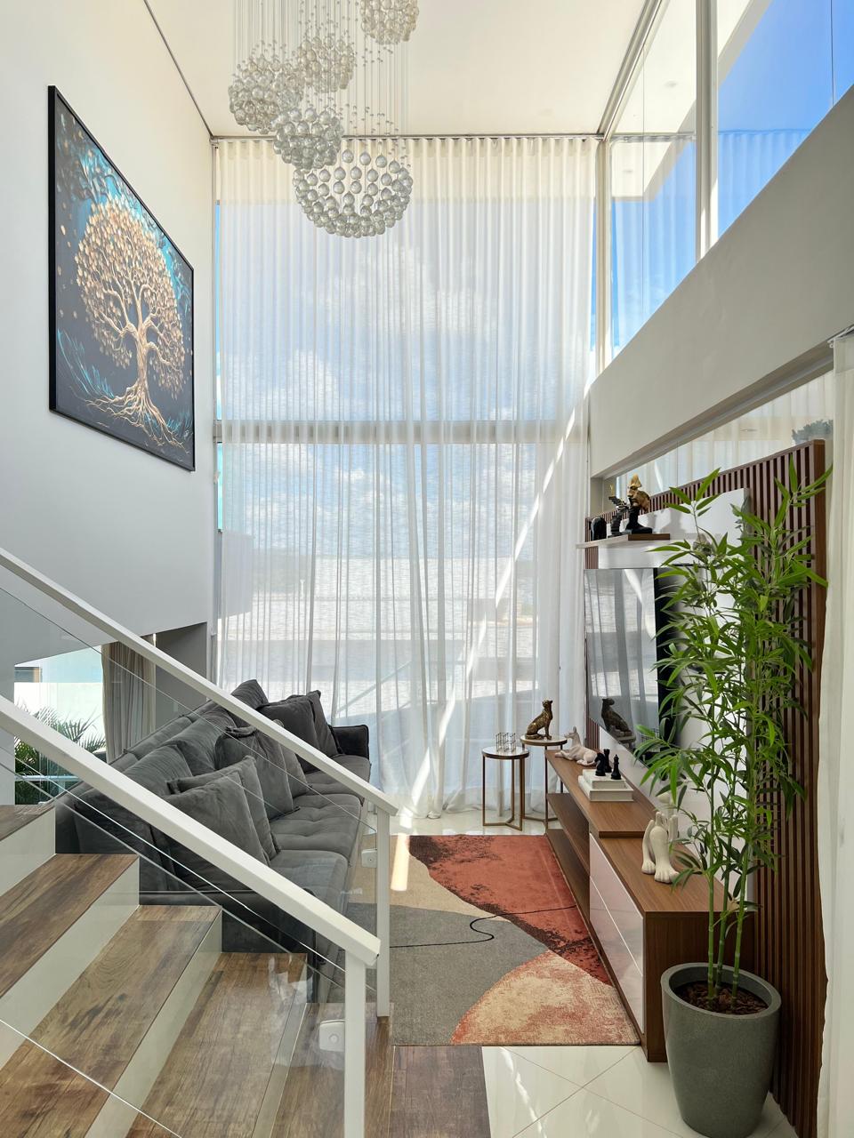 Casa de Alto Padrão à Venda no Riviera de Santa Cristina II – Porteira Fechada