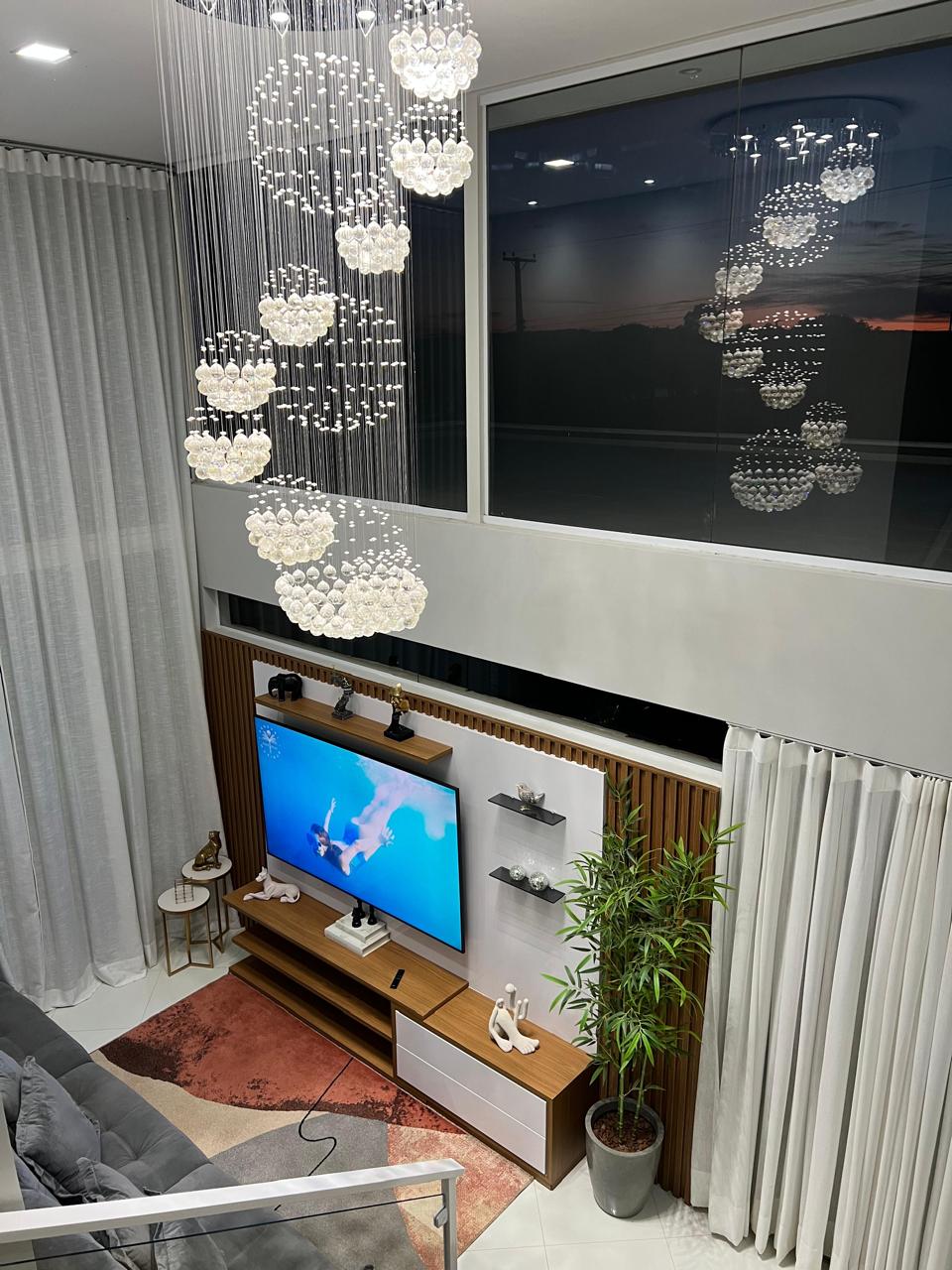 Casa de Alto Padrão à Venda no Riviera de Santa Cristina II – Porteira Fechada