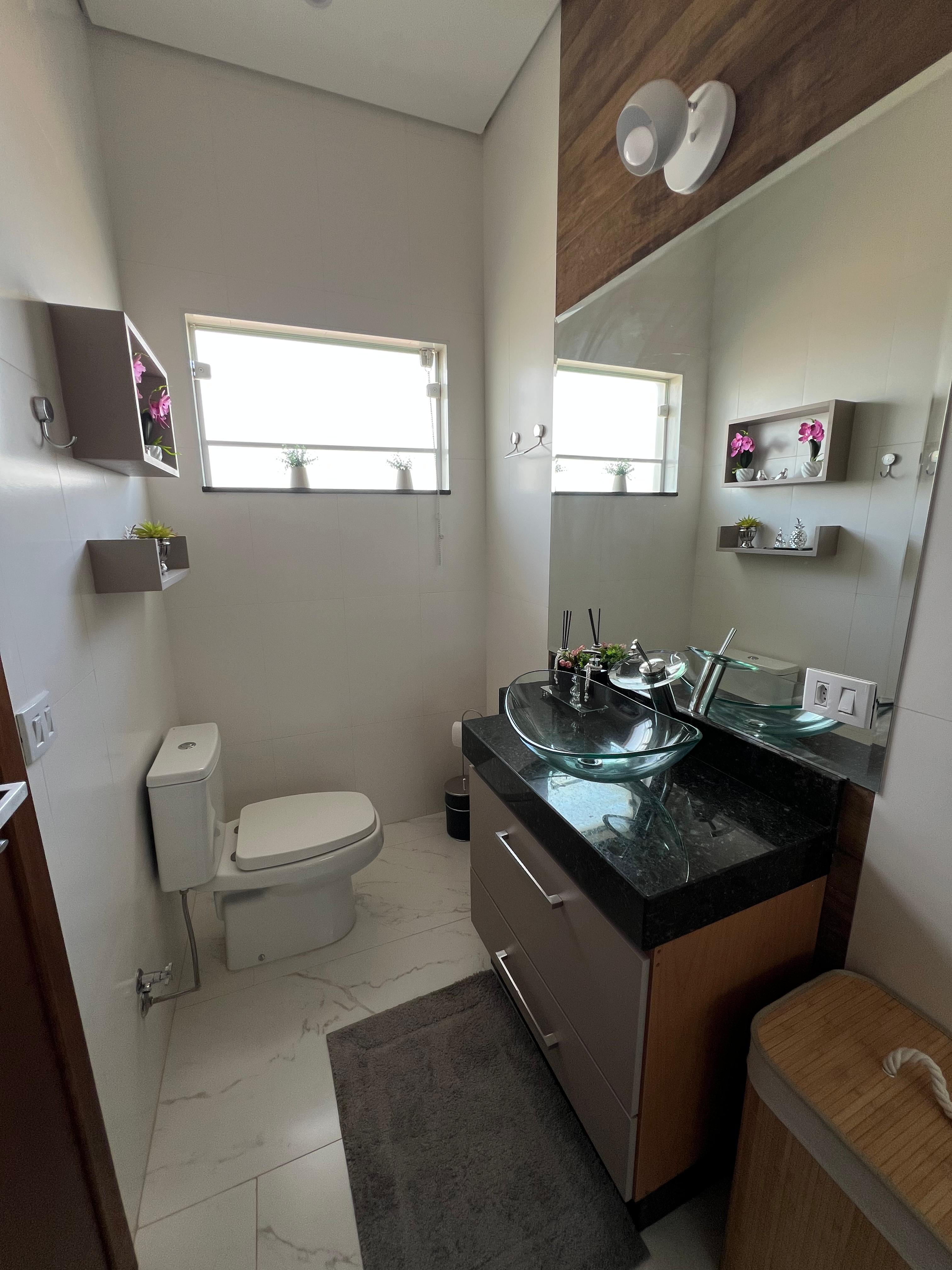 Casa de Alto Padrão à Venda no Riviera de Santa Cristina II – Porteira Fechada