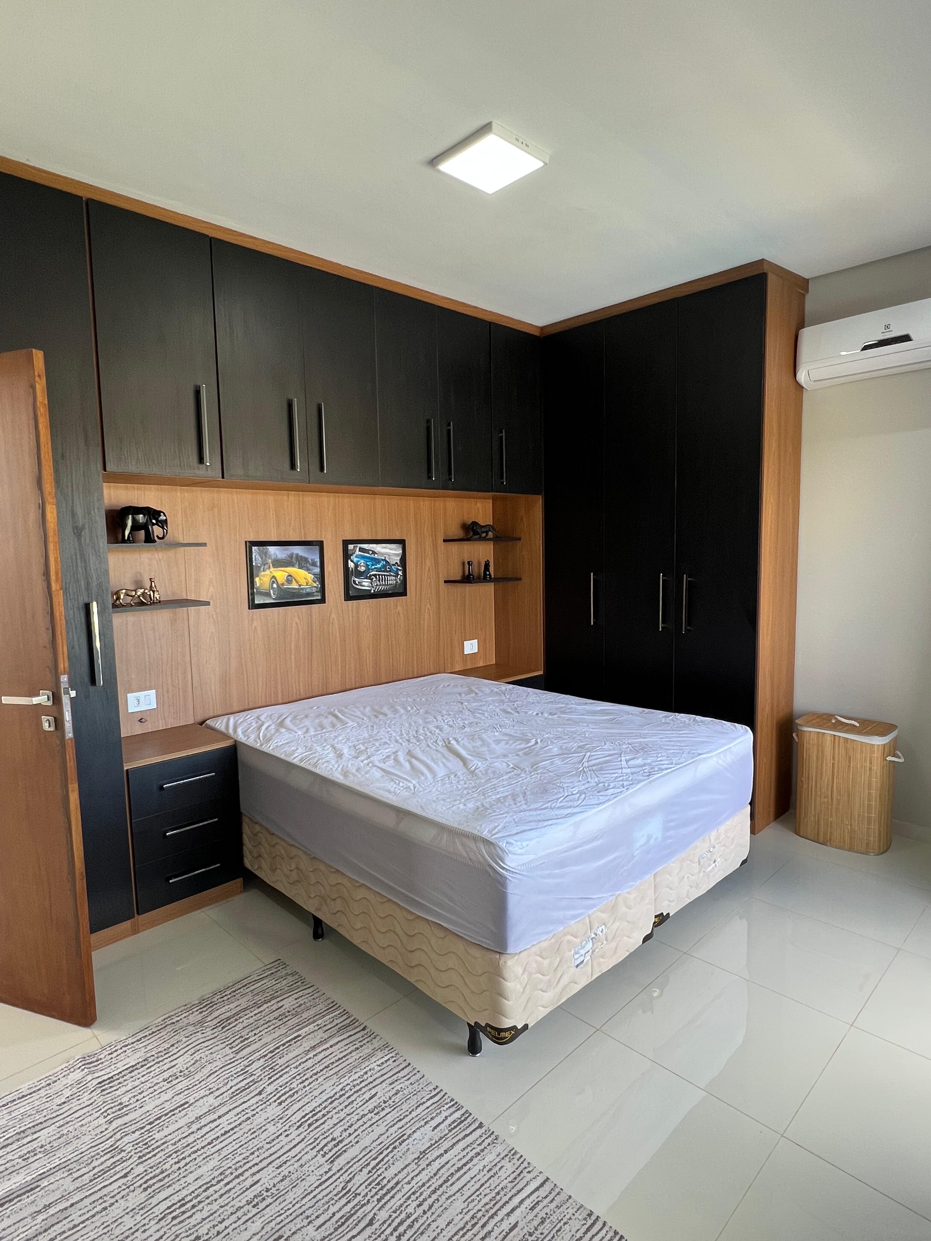 Casa de Alto Padrão à Venda no Riviera de Santa Cristina II – Porteira Fechada