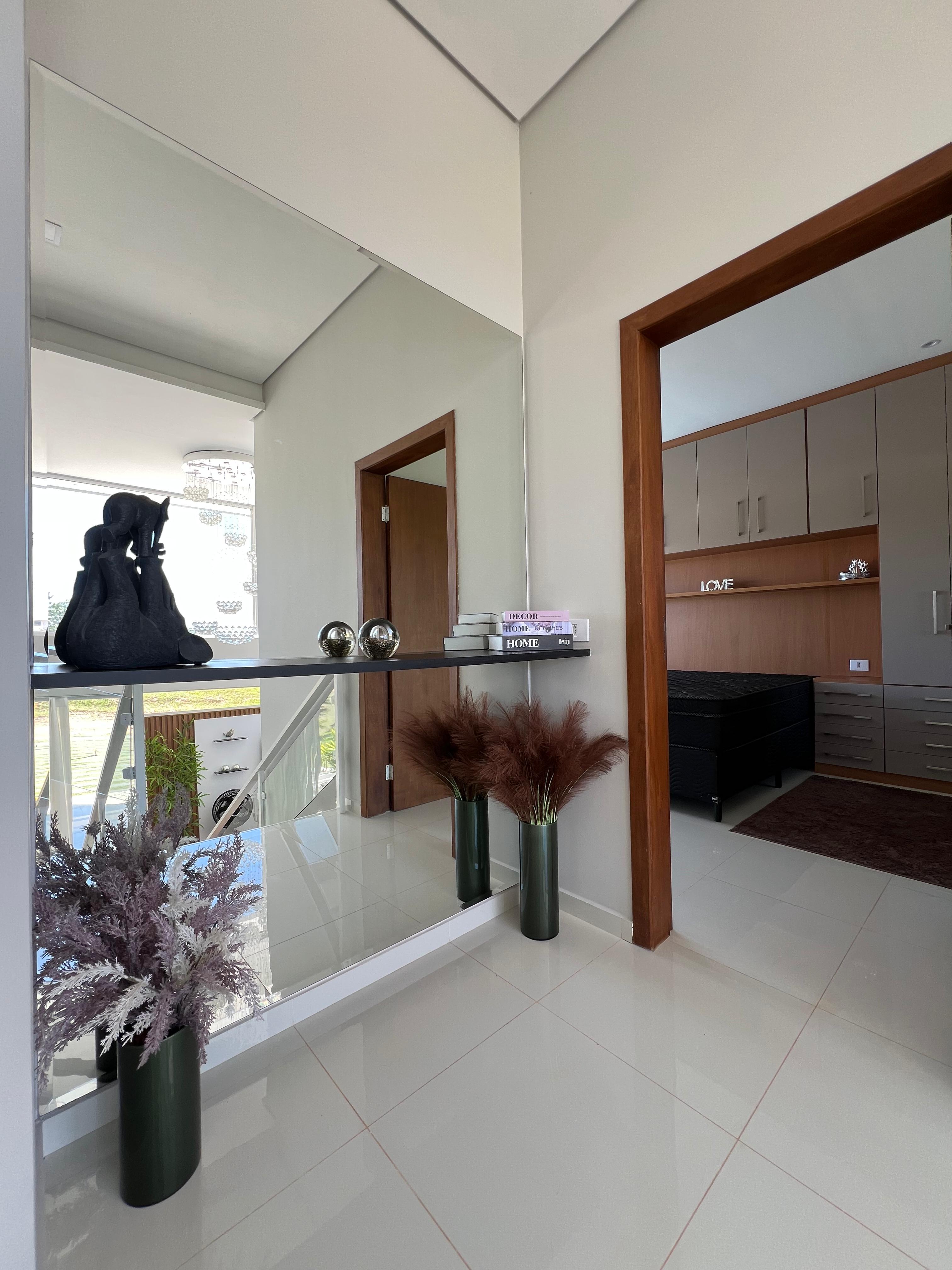 Casa de Alto Padrão à Venda no Riviera de Santa Cristina II – Porteira Fechada