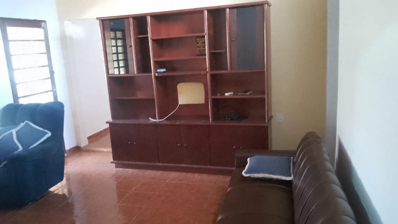 Vendo Chácara com 2.152m² em Tatuí-SP, próximo ao asfalto, escriturada