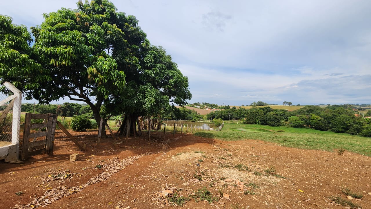 Chácara de Alto Padrão com Piscina, Suítes e Estrutura Completa por R$ 1,7 Mi