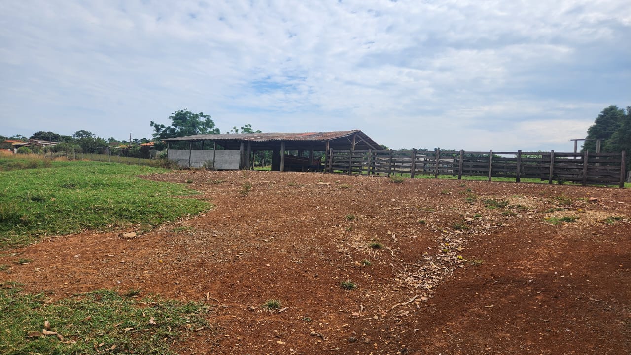 Chácara de Alto Padrão com Piscina, Suítes e Estrutura Completa por R$ 1,7 Mi