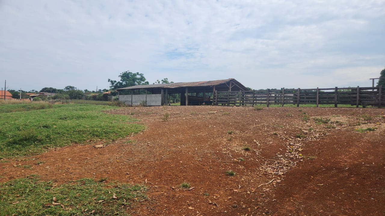 Chácara de Alto Padrão com Piscina, Suítes e Estrutura Completa por R$ 1,7 Mi
