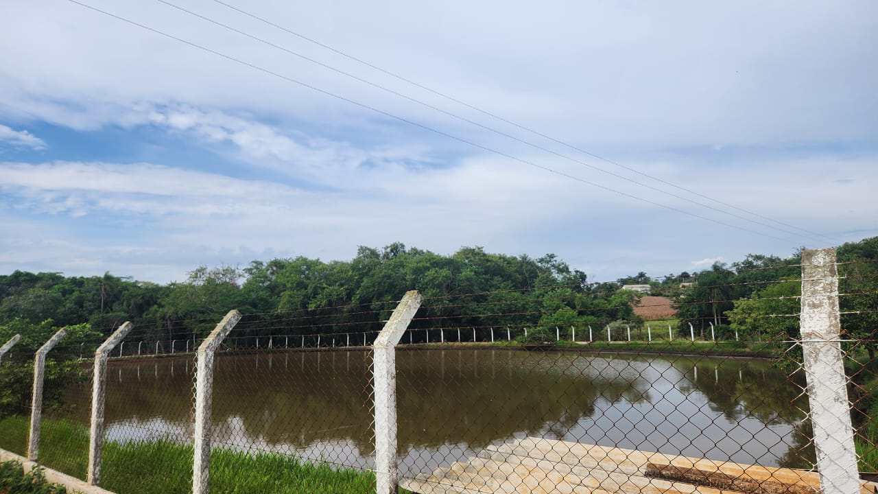 Chácara de Alto Padrão com Piscina, Suítes e Estrutura Completa por R$ 1,7 Mi