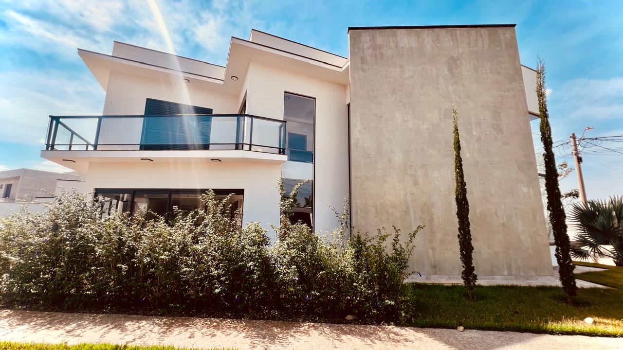 Casa com 3 suítes à venda, 224m² por R$ 1.635.000 - Condomínio Portal Ville Jardim Europa - Boituva/SP