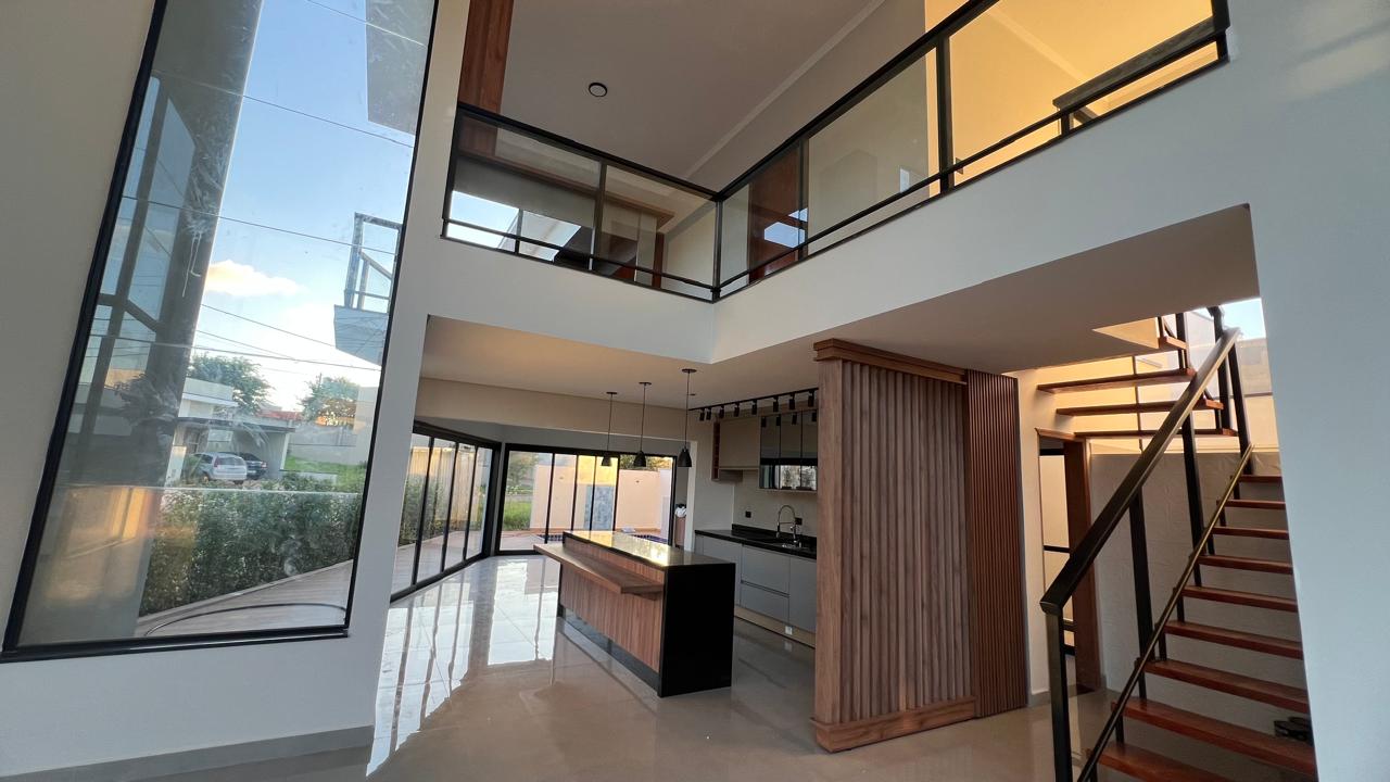 Casa com 3 suítes à venda, 220m² por R$ 1.700.000 - Condomínio Portal Ville Jardim Europa - Boituva/SP