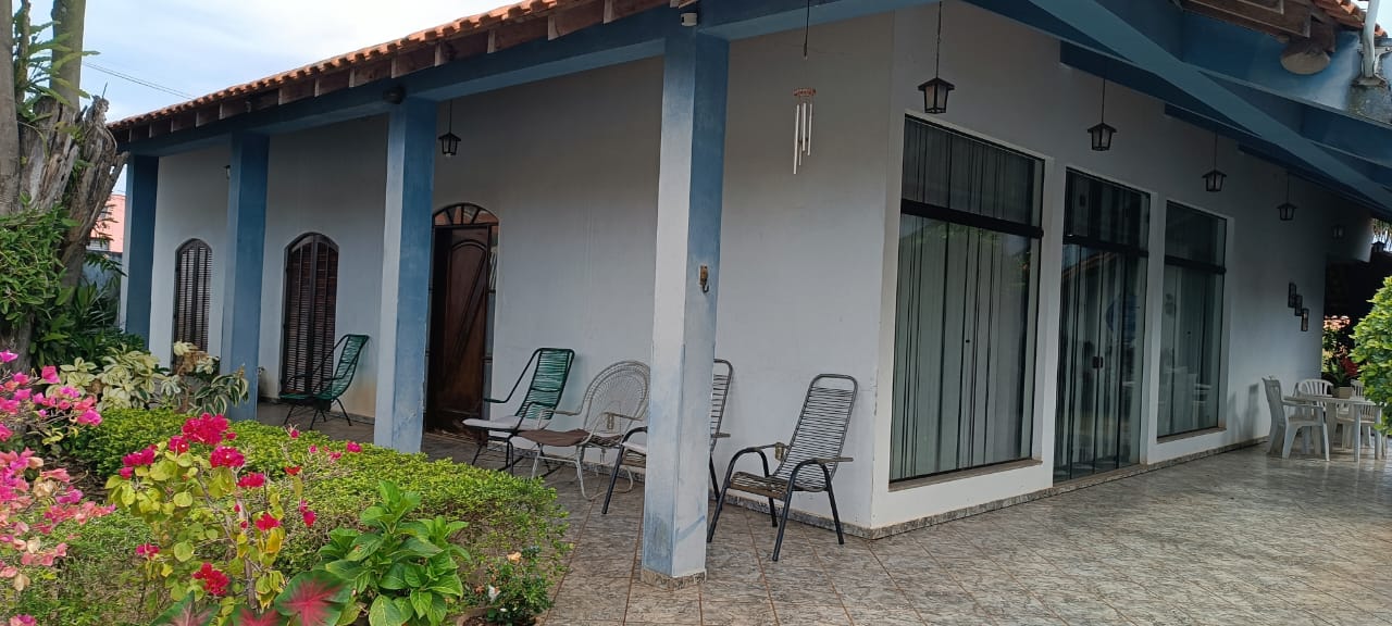 Aproveite: Casa com alma de chácara no coração de Tatuí!
