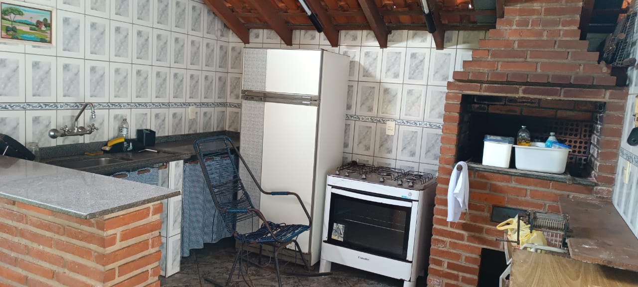 Aproveite: Casa com alma de chácara no coração de Tatuí!