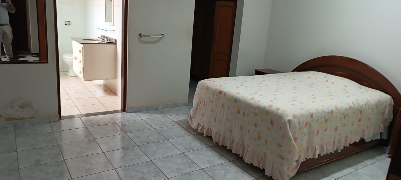 Aproveite: Casa com alma de chácara no coração de Tatuí!