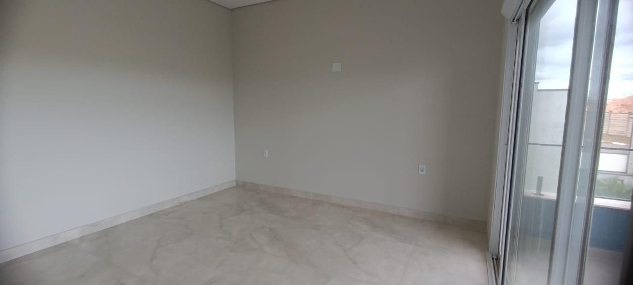 Vendo casa em Tatuí no Reserva dos Ypês 1 - 3 suítes, área gourmet e alto padrão