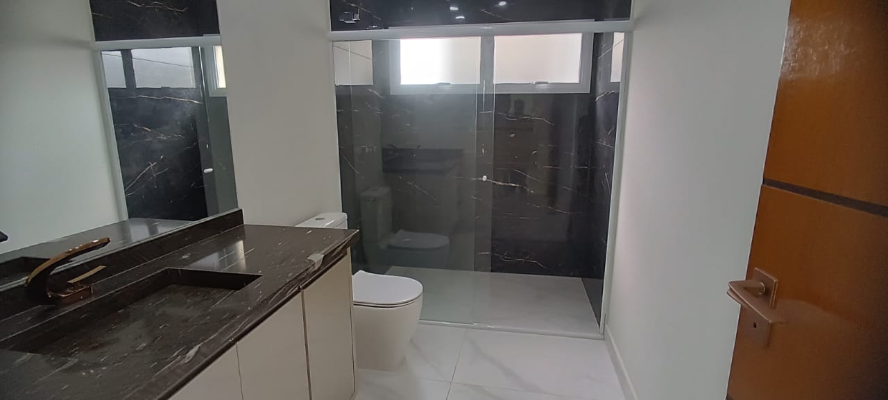 Vendo casa em Tatuí no Reserva dos Ypês 1 - 3 suítes, área gourmet e alto padrão