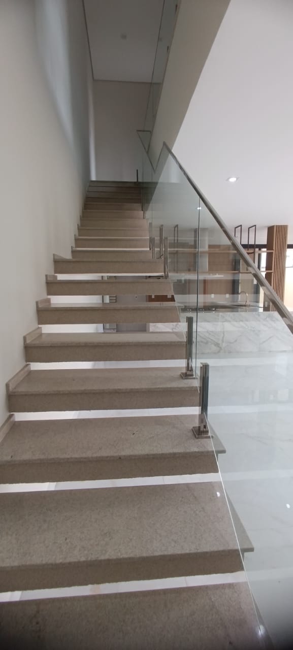Viva o futuro com sofisticação no Reserva dos Ypês 3 — Casa de alto padrão com 3 dormitórios, energia solar e área gourmet integrada