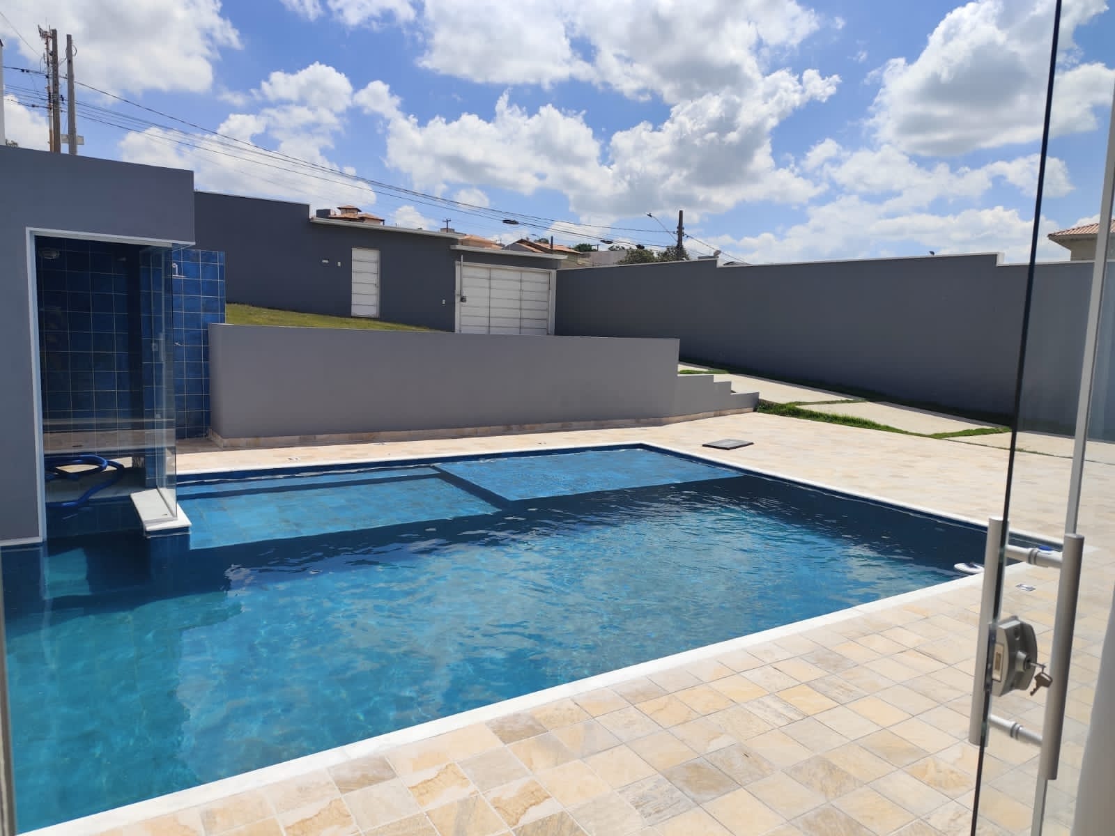 Casa nova com piscina à venda no bairro Colina Verde em Tatuí – SP
