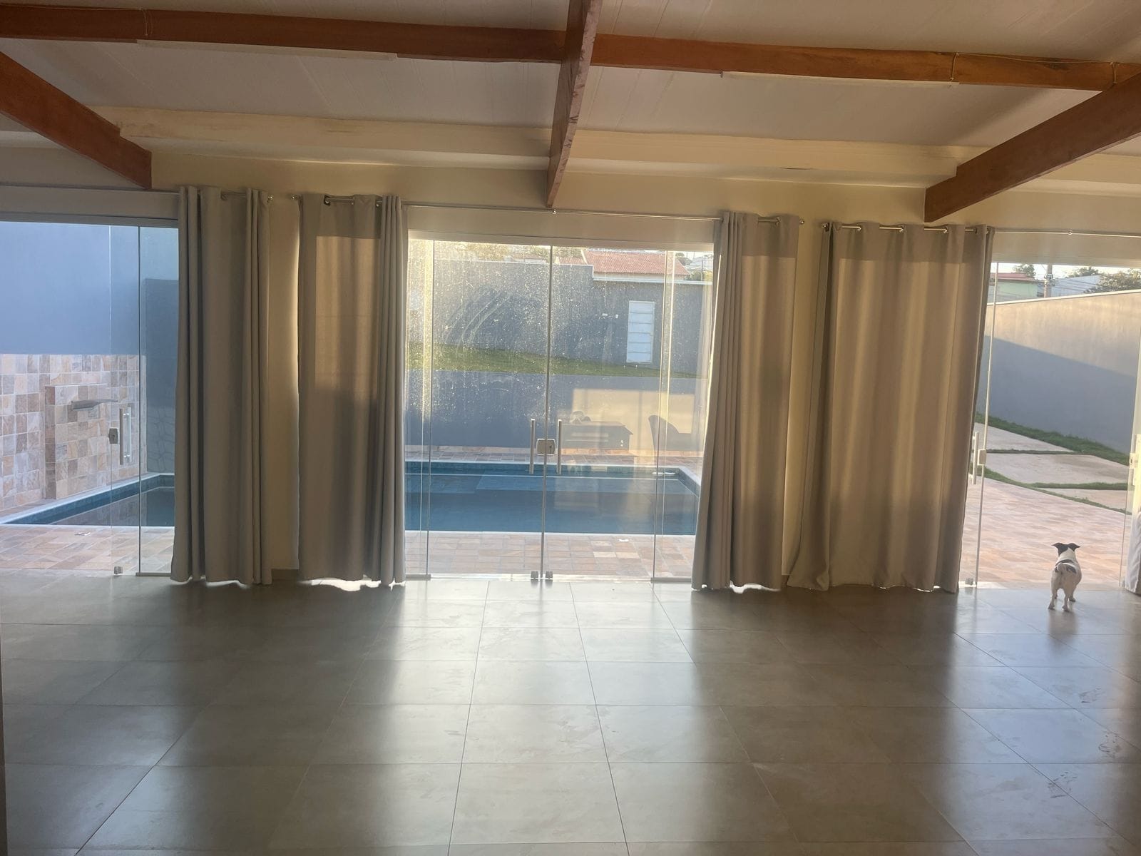 Casa nova com piscina à venda no bairro Colina Verde em Tatuí – SP