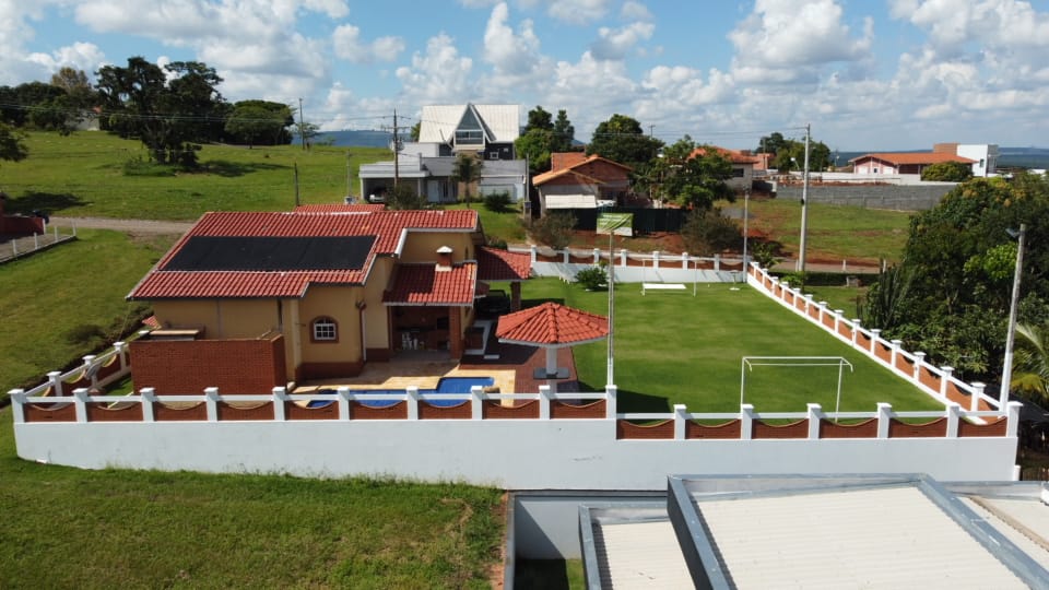 Casa Térrea com Piscina e Espaço Gourmet no Ninho Verde II Eco Residence