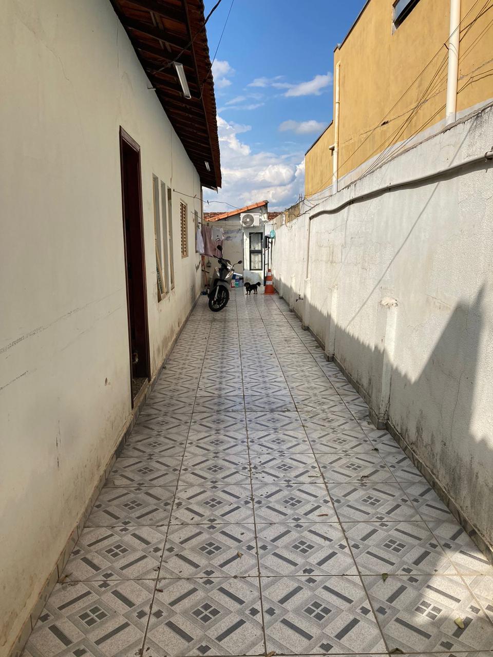 Casa à Venda no Centro de Tatuí - Terreno 7x30 