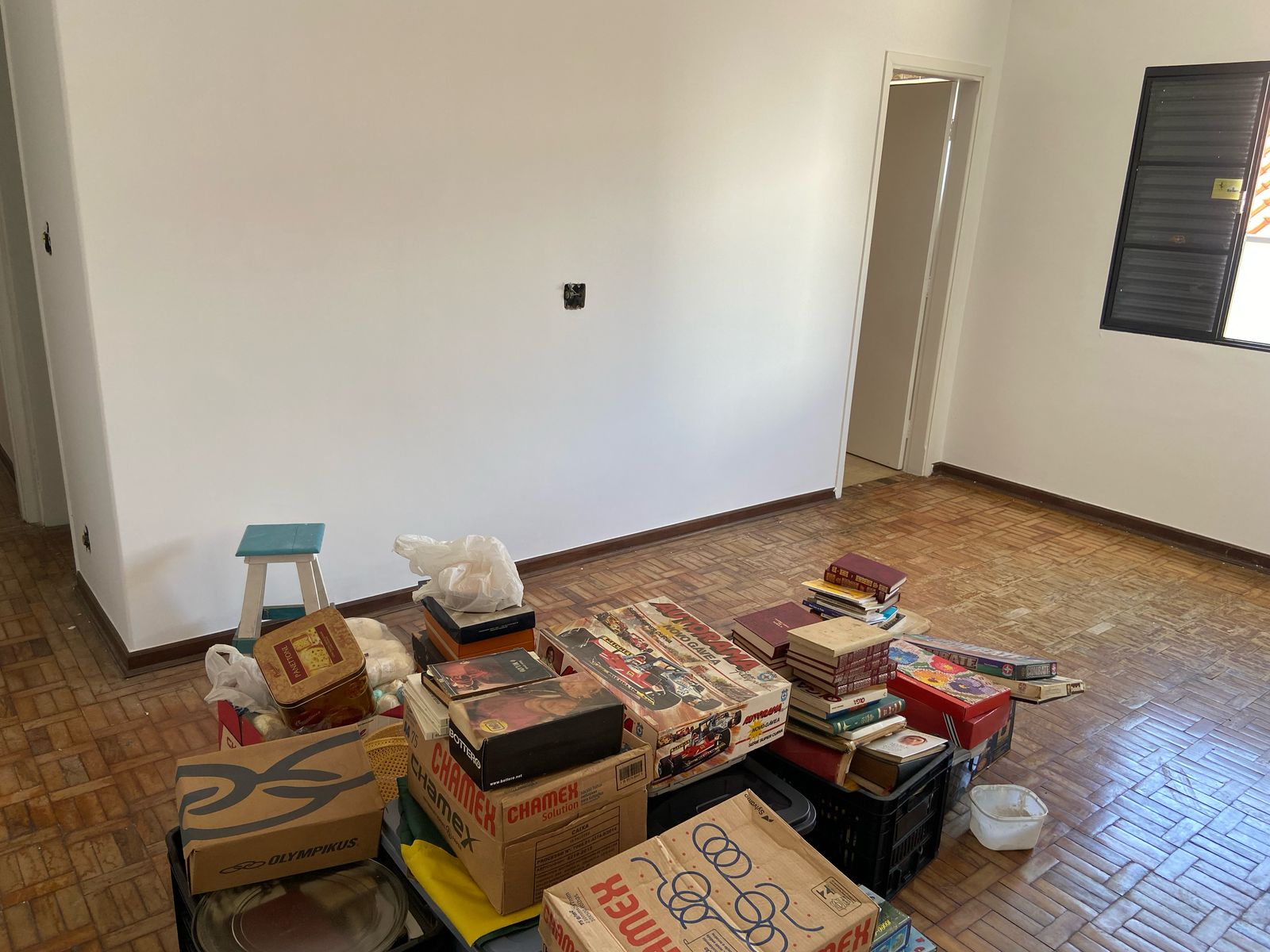 Excelente casa para locação no Centro de Tatuí, a apenas 100 metros da Rua Onze de Agosto