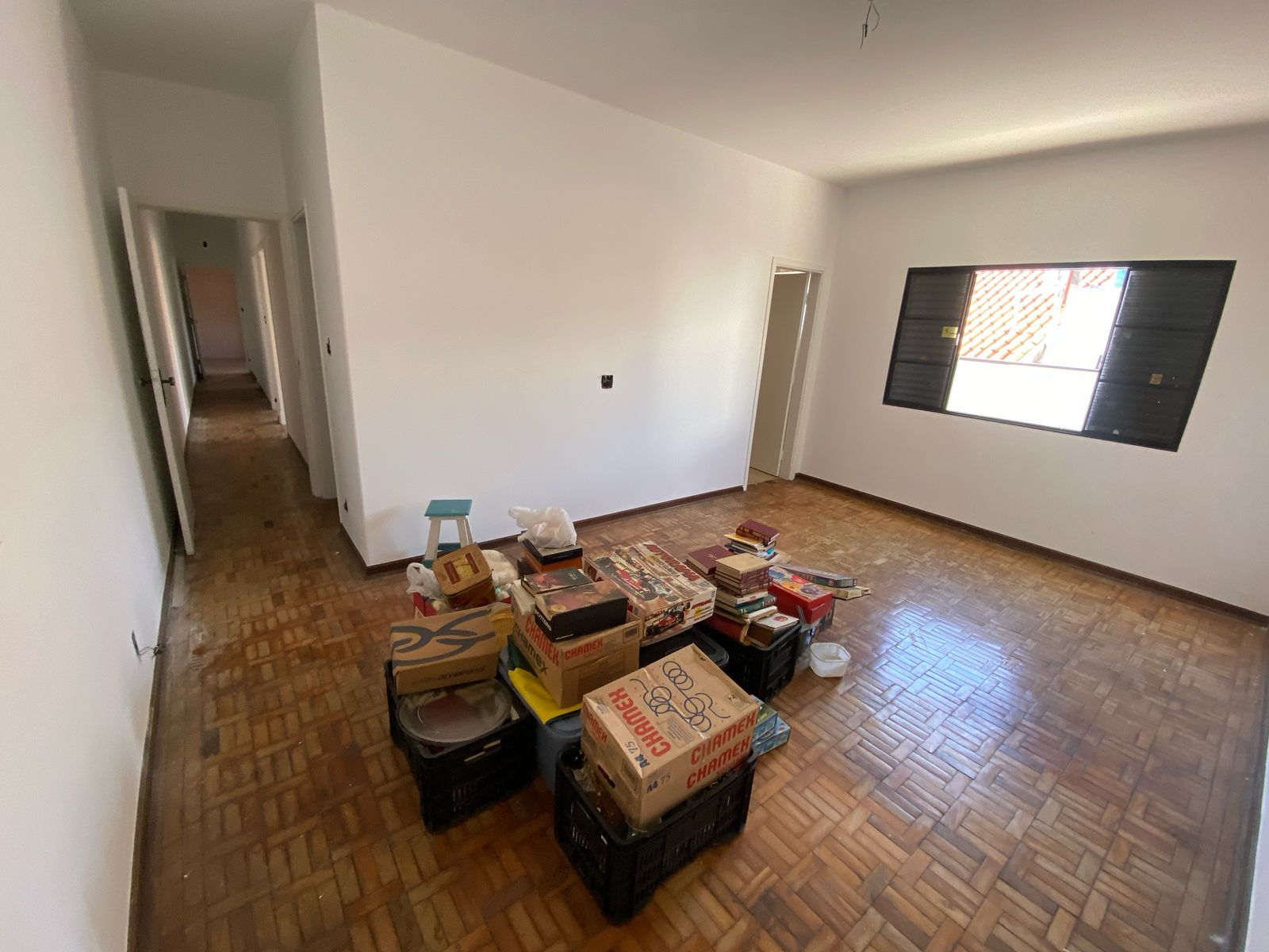 Excelente casa para locação no Centro de Tatuí, a apenas 100 metros da Rua Onze de Agosto