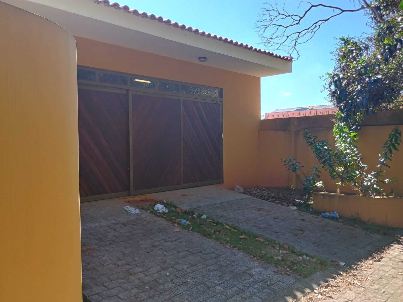 Casa Térrea com Edícula no Andrea Ville – Conforto, Elegância e Espaço em Alto Nível