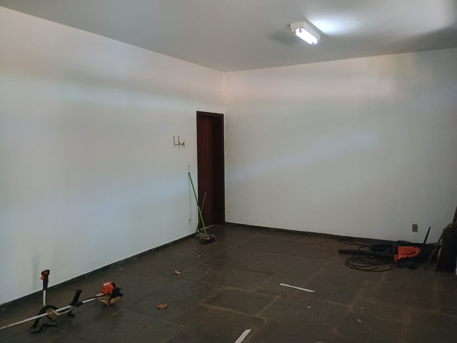 Casa Térrea com Edícula no Andrea Ville – Conforto, Elegância e Espaço em Alto Nível