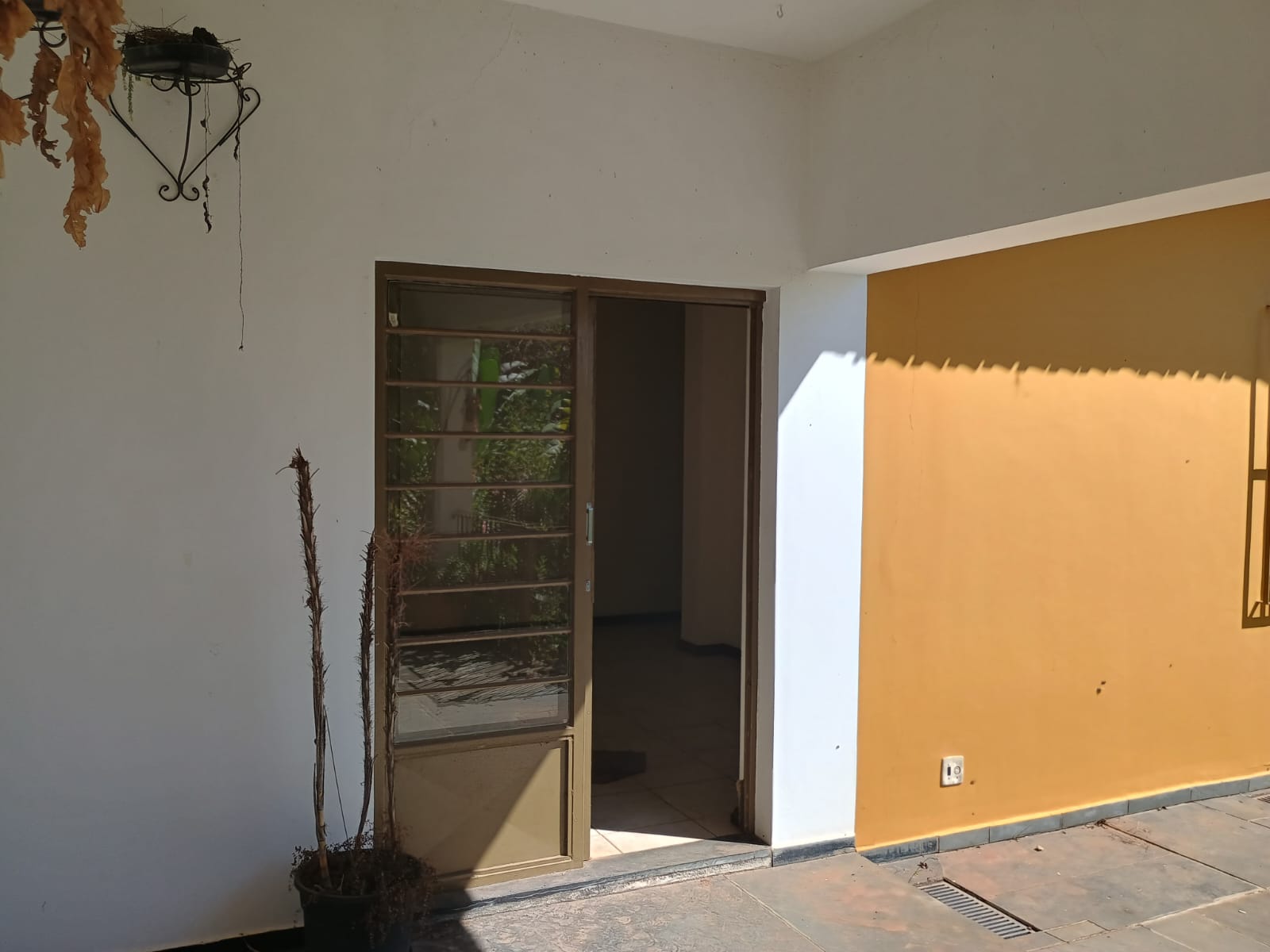 Casa Térrea com Edícula no Andrea Ville – Conforto, Elegância e Espaço em Alto Nível