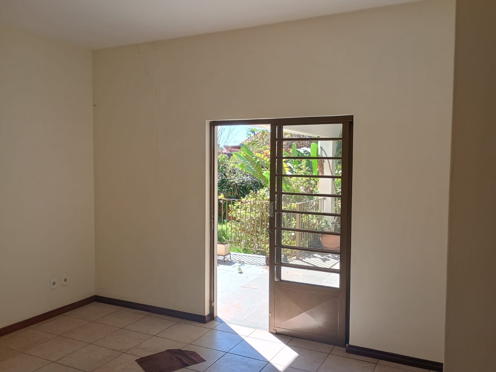 Casa Térrea com Edícula no Andrea Ville – Conforto, Elegância e Espaço em Alto Nível