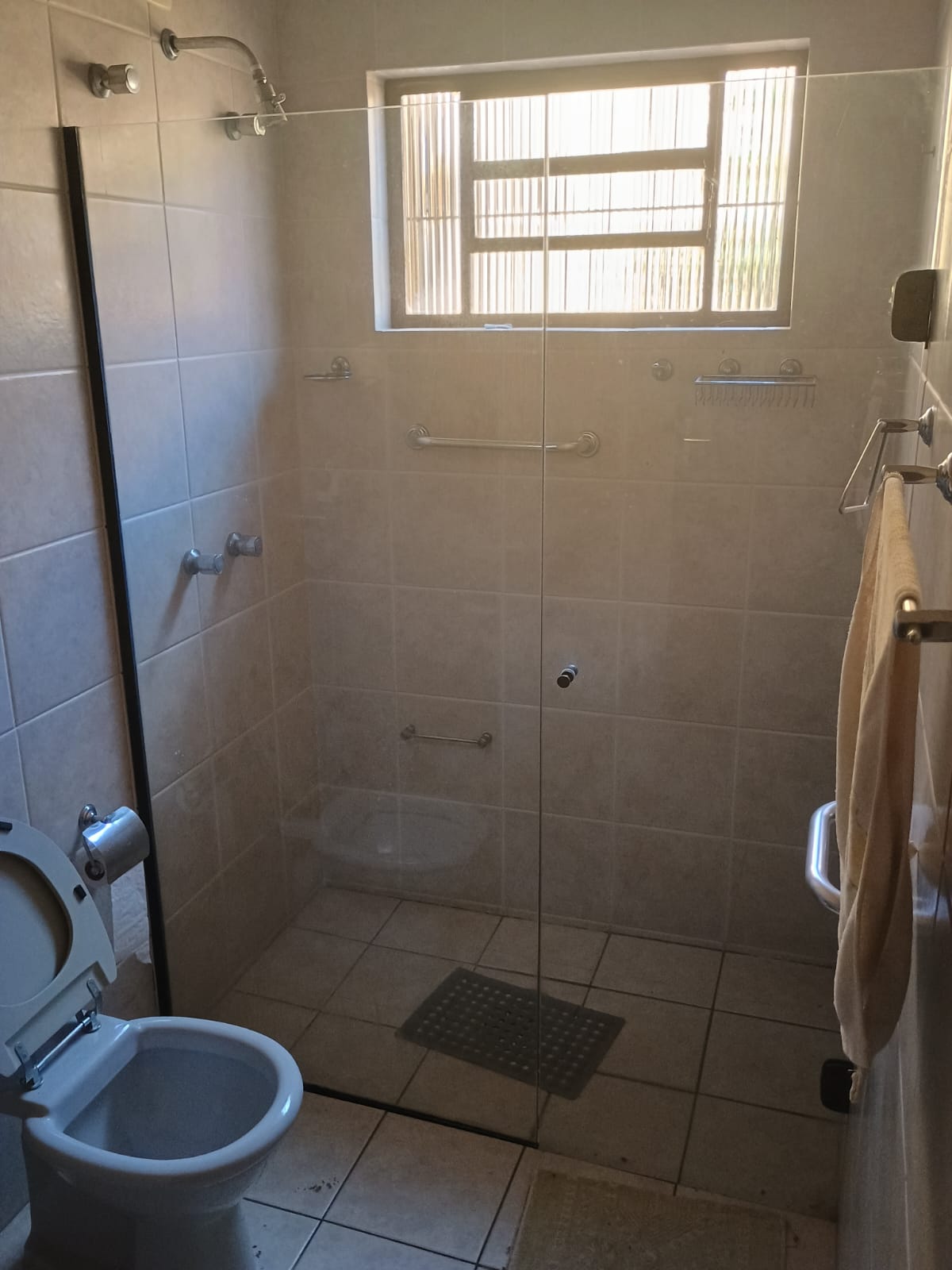 Casa Térrea com Edícula no Andrea Ville – Conforto, Elegância e Espaço em Alto Nível