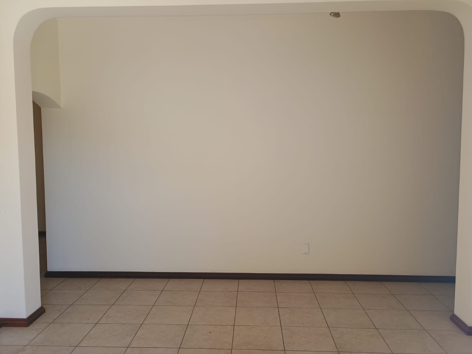 Casa Térrea com Edícula no Andrea Ville – Conforto, Elegância e Espaço em Alto Nível