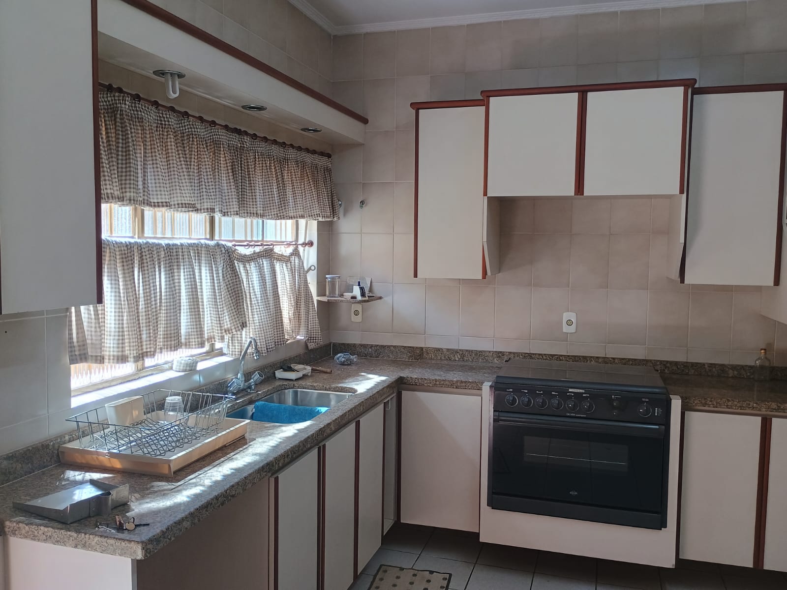Casa Térrea com Edícula no Andrea Ville – Conforto, Elegância e Espaço em Alto Nível
