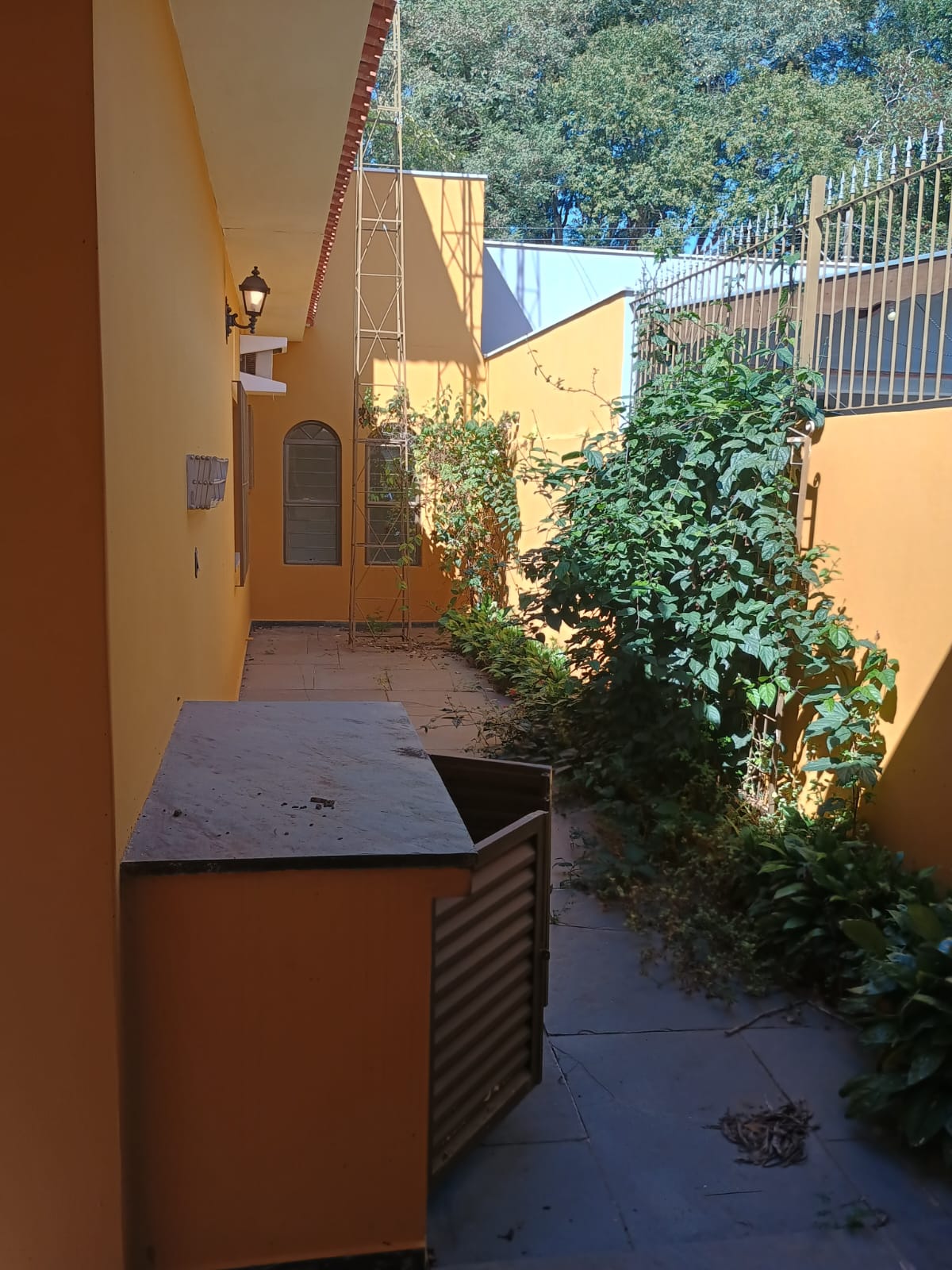 Casa Térrea com Edícula no Andrea Ville – Conforto, Elegância e Espaço em Alto Nível